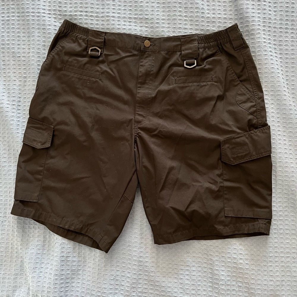 LAPG LA Police Gear Tactical Operator cargo shorts.